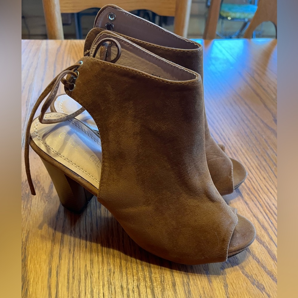 Chic Brown Suede Peep-Toe Heeled Booties